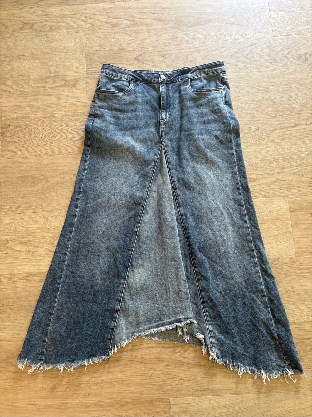 Frayed Hem A-Line Denim Maxi Skirt - Washed Blue